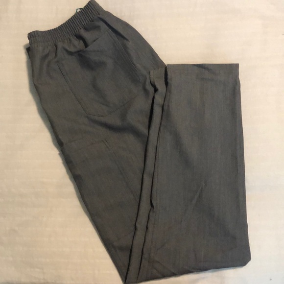 Womens FIGS scrubs - Picture 2 of 3